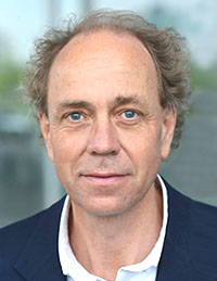 Professor Dr. Stephan Breidenbach